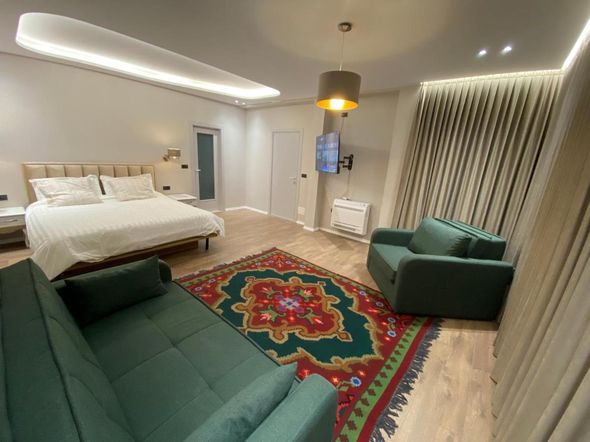 Vila-Amo, Suites&Rooms In Tirana Center Zewnętrze zdjęcie