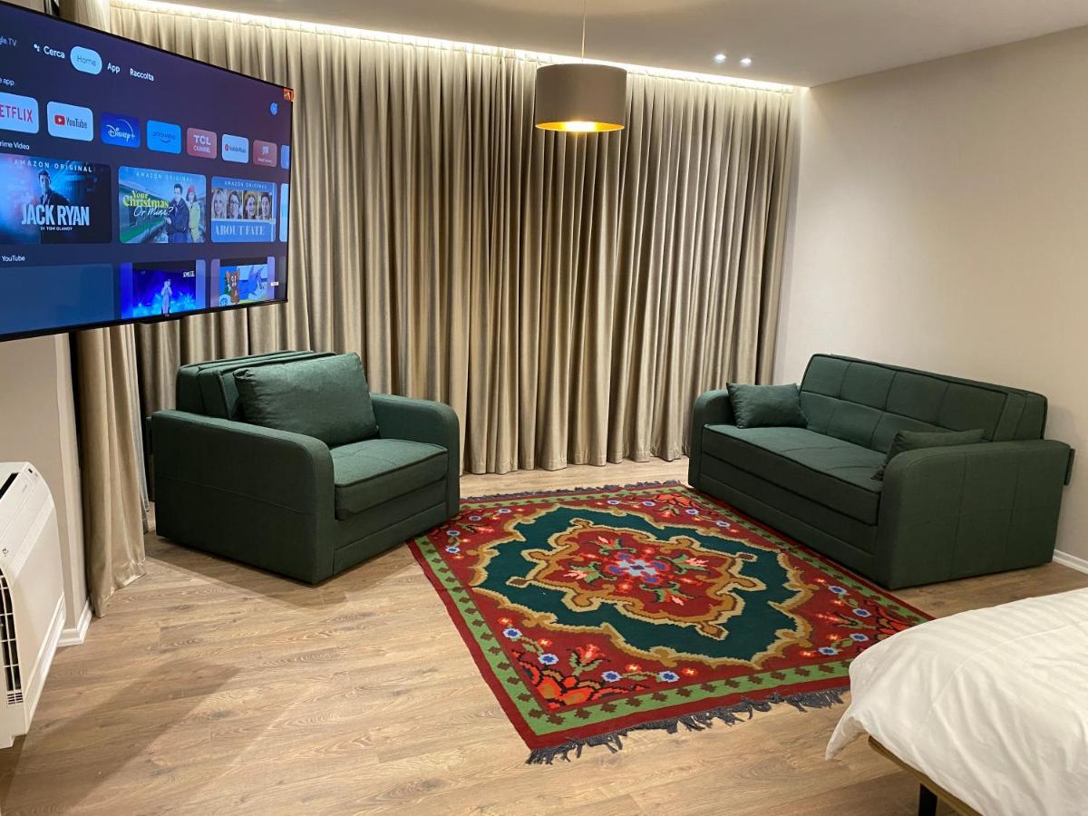 Vila-Amo, Suites&Rooms In Tirana Center Zewnętrze zdjęcie
