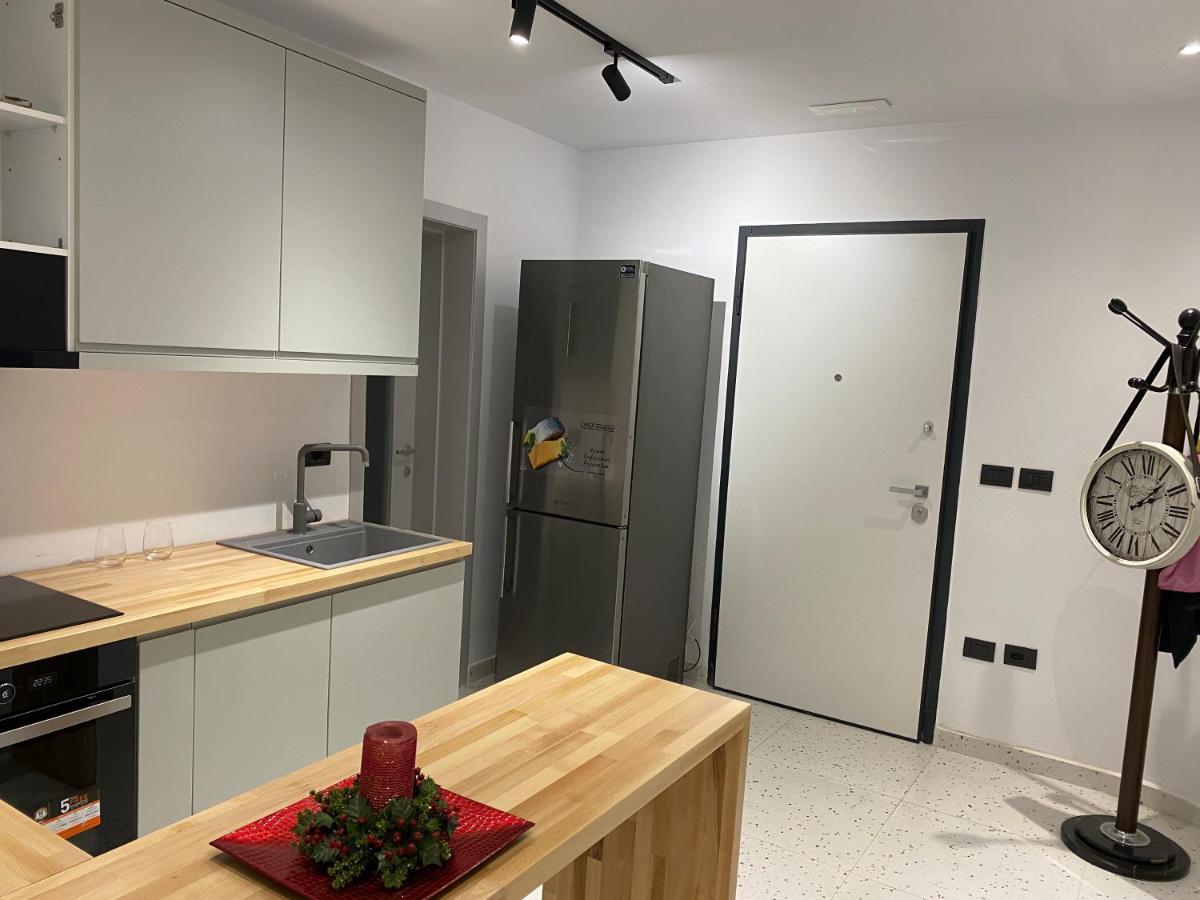 Vila-Amo, Suites&Rooms In Tirana Center Zewnętrze zdjęcie